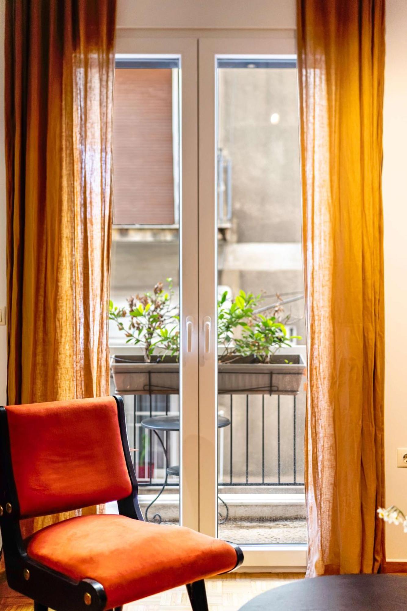 O&O Group - Eclectic Chic Thissio Apartment Athens Exterior photo